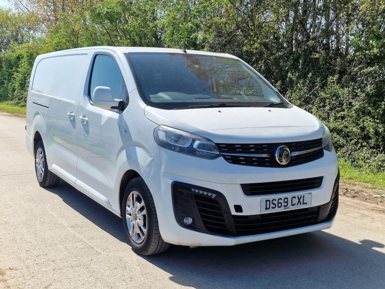 2019 Vauxhall Vivaro 3100 SPORTIVE LWB  Spares Repairs  5m MOT  ULEZ  146k