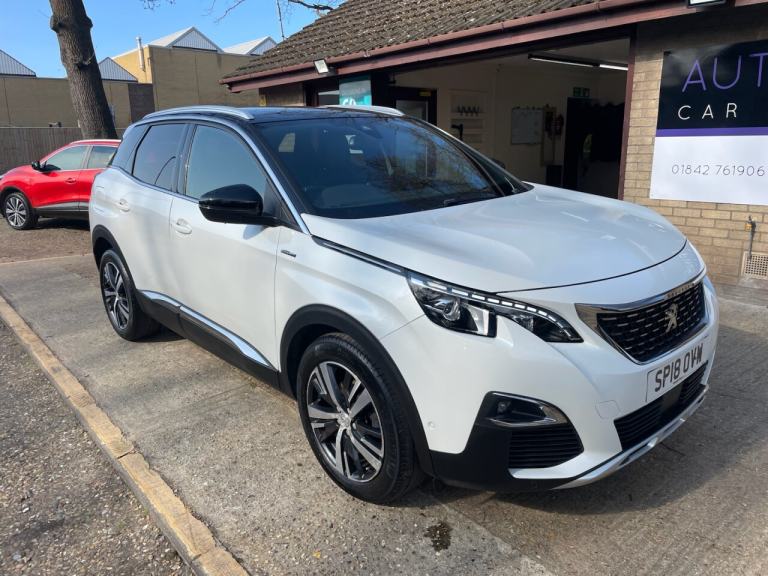 PEUGEOT 3008 2018