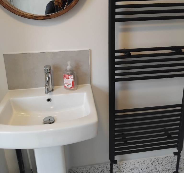 A ROOM WITH ITS OWN TOILET AND BATHROOM