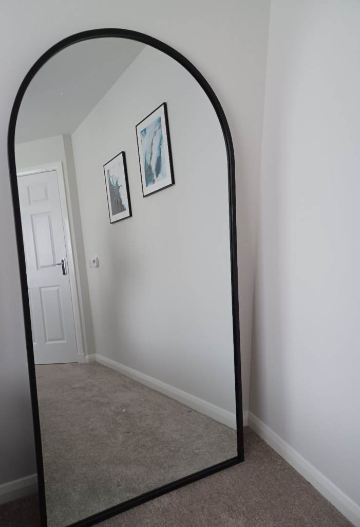 Black Solid Large Floor Mirror - Srunning 