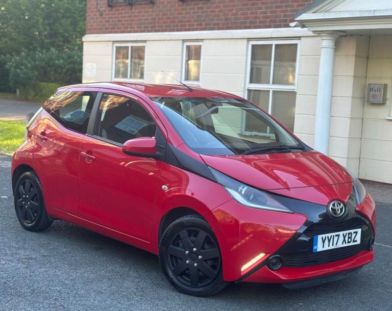 2017 Toyota AYGO 1.0 VVT-i X-Play 5dr HATCHBACK Petrol Manual