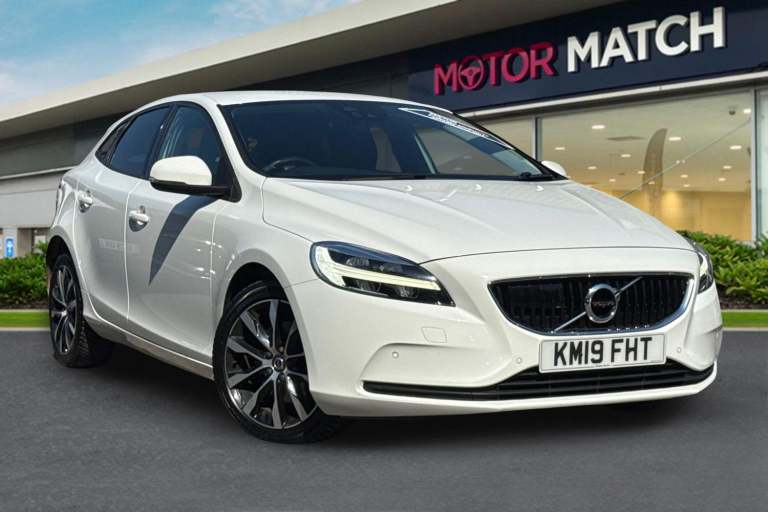 2019 Volvo V40 2.0 T2 R-Design Edition Euro 6 (s/s) 5dr Hatchback PETROL Manual