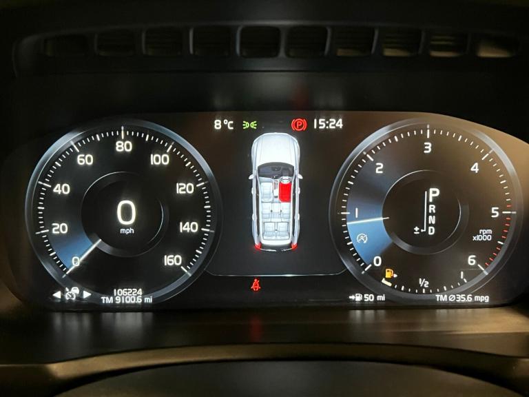 2016 Volvo XC90 R-DESIGN POWERPULSE 2.0D5 235PS AUTO 7 SEAT AWD 4X4 ESTATE EURO 6 ------- ESTATE ...