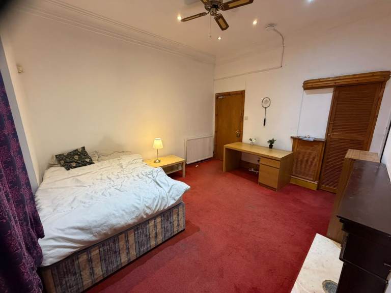 Flat to rent in West end Glasgow