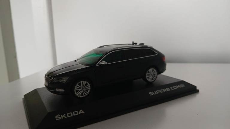 1 43rd PSNI SKODA SUPERB REPLICA 
