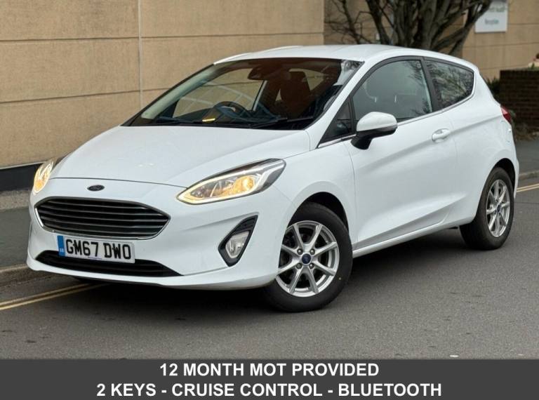 2018 Ford Fiesta 1.0T EcoBoost Zetec Hatchback 3dr Petrol Manual Euro 6 (s/s) (100 ps) Hatchback ...