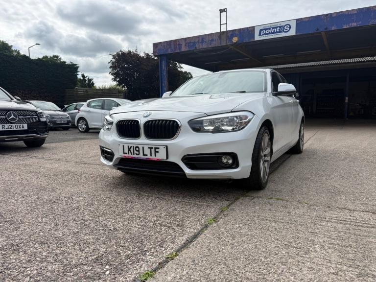2019 BMW 1 Series 118d Sport 5dr [Nav/Servotronic] HATCHBACK Diesel Manual
