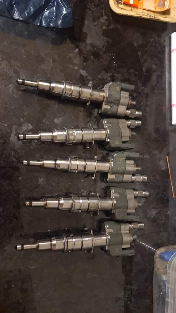 BMW 1 3 5 6 Series E60 E63 E81 E87 E90 E91 E92 E93 N43 N53 N54 Fuel Injector 