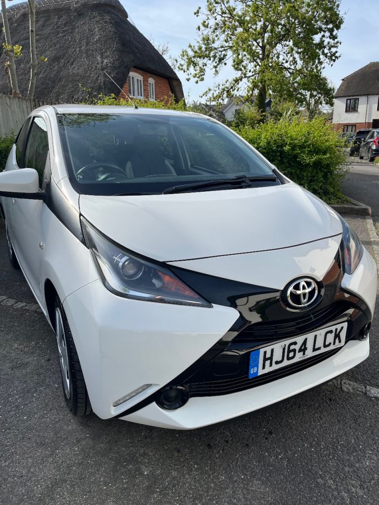 Toyota, AYGO, Hatchback, 2014, Manual, 998 (cc), 5 doors