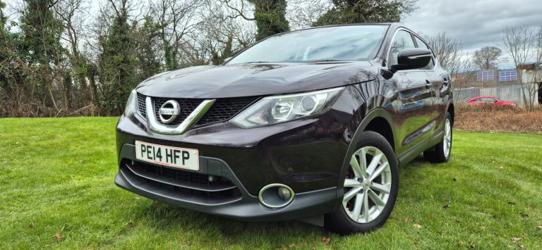 2014 Nissan Qashqai 1.5 dCi Acenta [Smart Vision Pack] 5dr HATCHBACK Diesel Manual