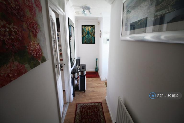 1 bedroom flat in Figtree Hill, Hemel Hempstead, HP2 (1 bed) (#3041519)