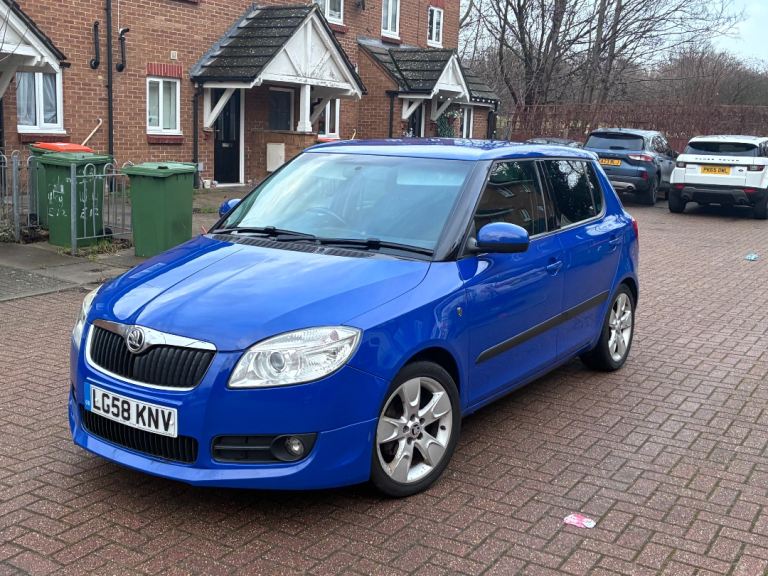 Skoda fabia sport 1.6 16V petrol manual