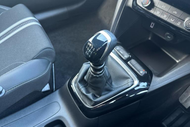  Vauxhall Corsa 1.2 Turbo Yes Hatchback 5dr Petrol Manual Euro 6 s/s 100 Ps