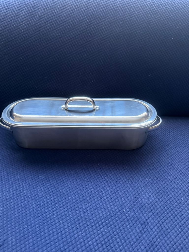 18 Inch Long Fish poacher / Steamer Pan Stainless Steel By Sunnex