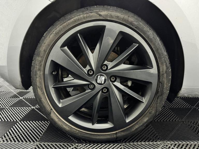  SEAT Leon 2.0 TDI CR FR Sport Coupe Euro 5 (s/s) 3dr Diesel Manual