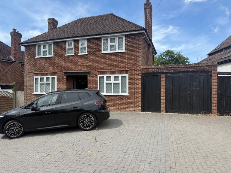Premium location in Earley