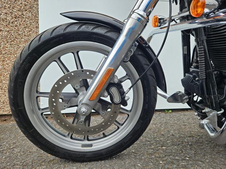 Harley-Davidson FXDL 1580 dyna low rider in superb condition 