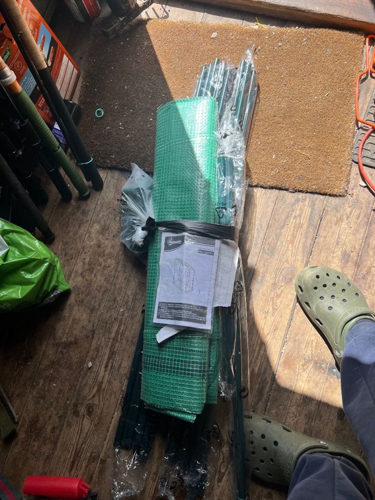 Outsunny Portable Walk-In Greenhouse – Brand New, Still Boxed