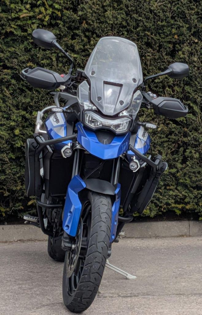 TRIUMPH TIGER 900 GT PRO