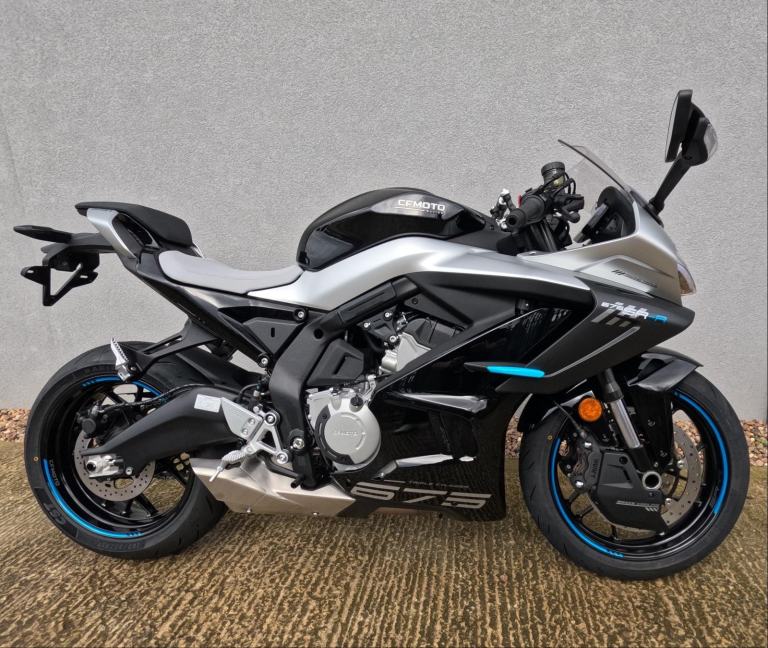 CFMOTO 675SR-R Sports Bike Brand New 