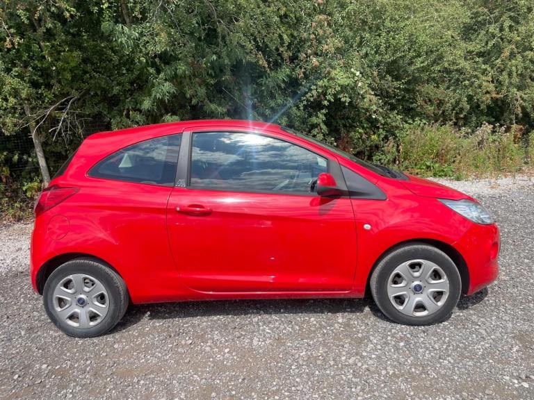 FORD KA 1.2 EDGE ZETEC 63 REG RED 68008 MILES MOT MAY 22ND 2027 TAX £35  LADY OWNER LOW INSURANCE