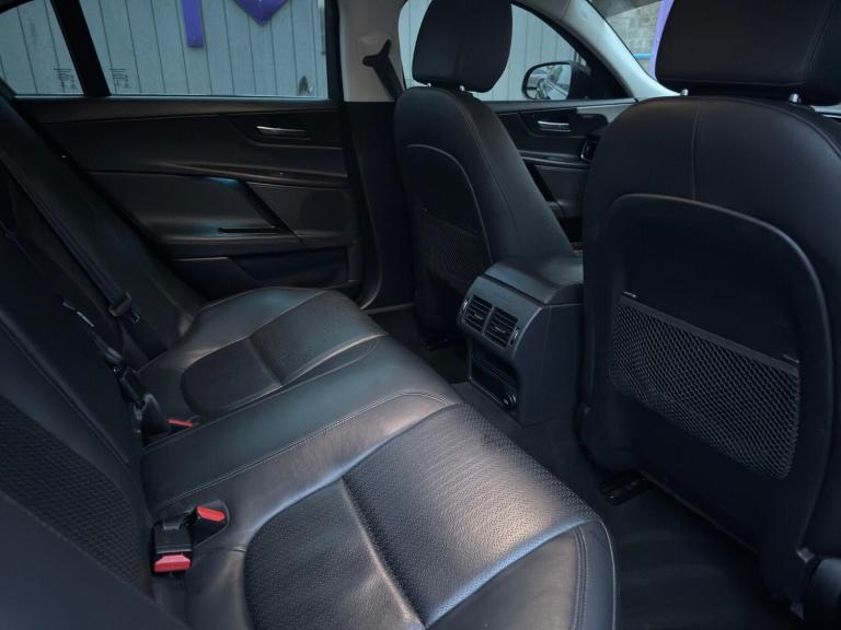 2016 Jaguar XE 2.0d [180] Portfolio 4dr Auto AWD SALOON DIESEL Automatic