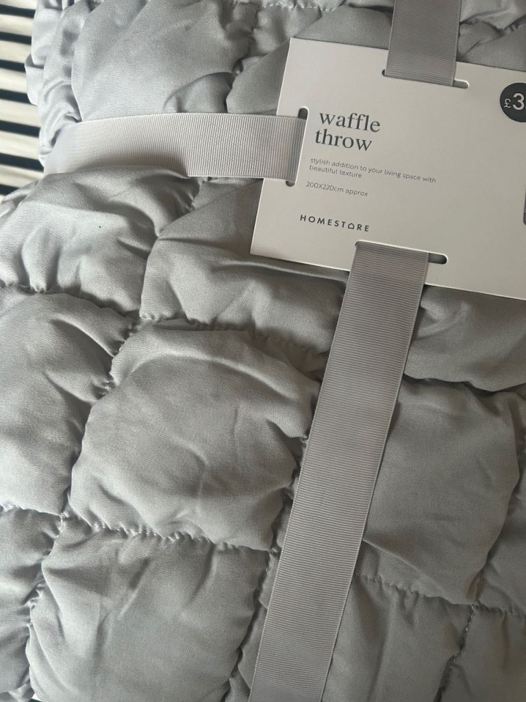 Waffle throw grey 