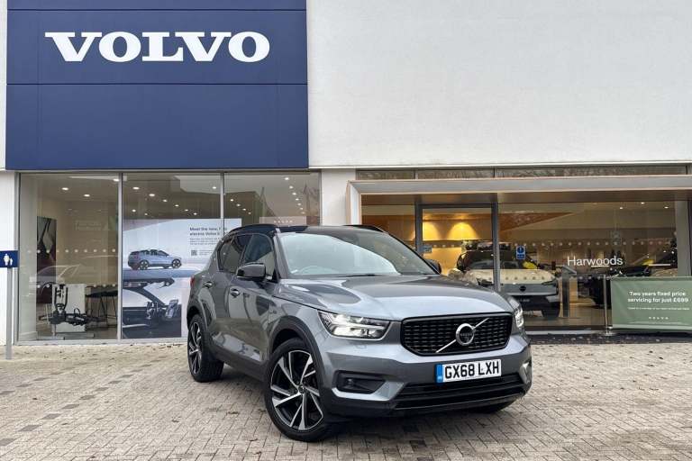 2018 Volvo XC40 2.0 D4 R-Design Pro SUV 5dr Diesel Auto AWD Euro 6 (s/s) (190 ps) ESTATE Diesel A...