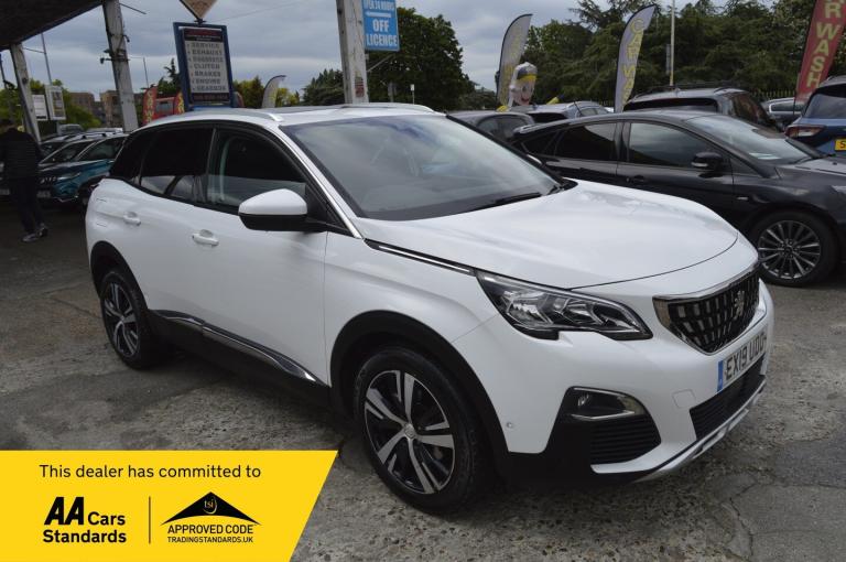 2019 Peugeot 3008 1.2 PureTech Allure 5dr EAT8 PETROL AUTO SAT NAV PANAROMIC ROOF HATCHBACK Petro...