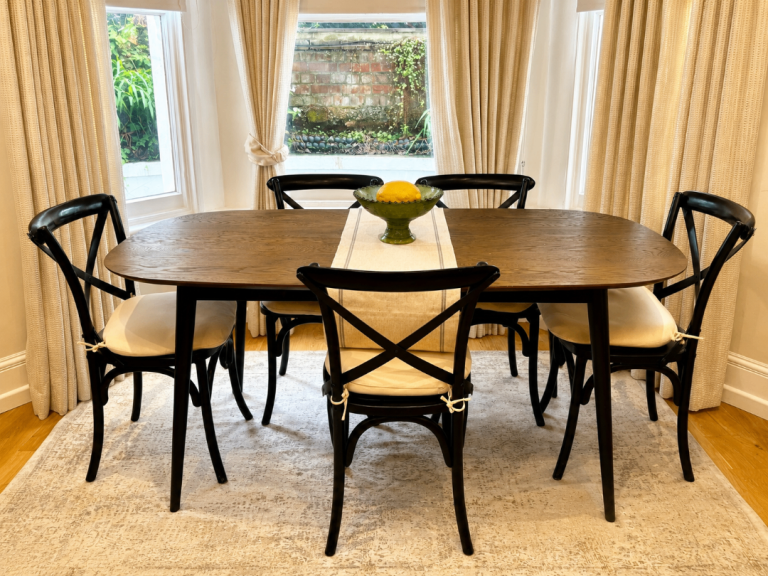 Oak Dining Table (6-8ppl) and 6 black wood Cafe chairs RRP £1200 