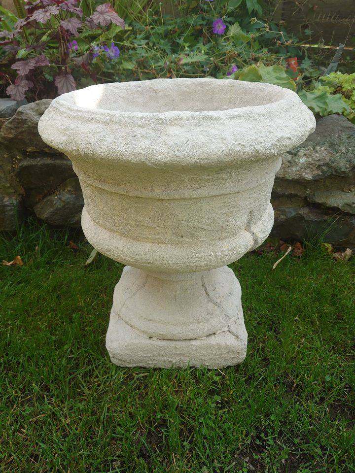 Cast Heavy Planter
