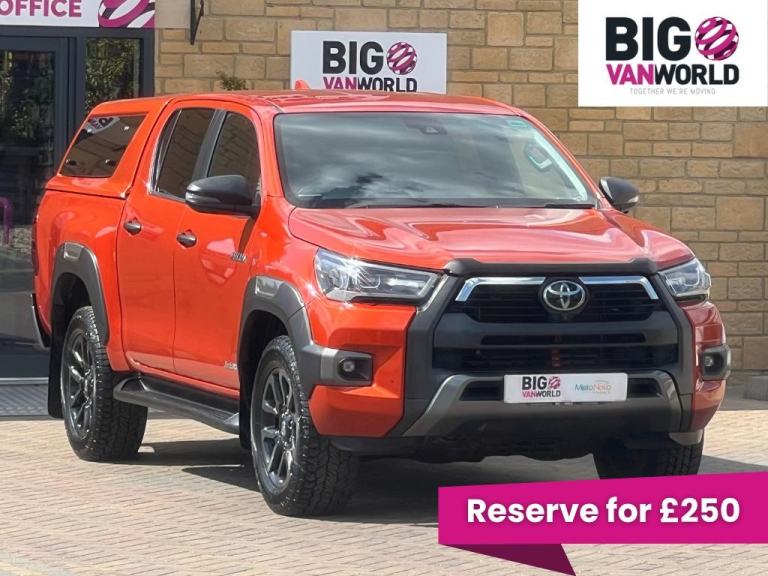 Toyota Hilux D-4D 204 INVINCIBLE X 4WD DOUBLE CAB WITH TRUCKMAN TOP AUTO