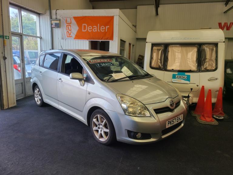 2007 Toyota Verso 2.2 D-4D Diesel 'SR' 7 Seater MPV Diesel Manual