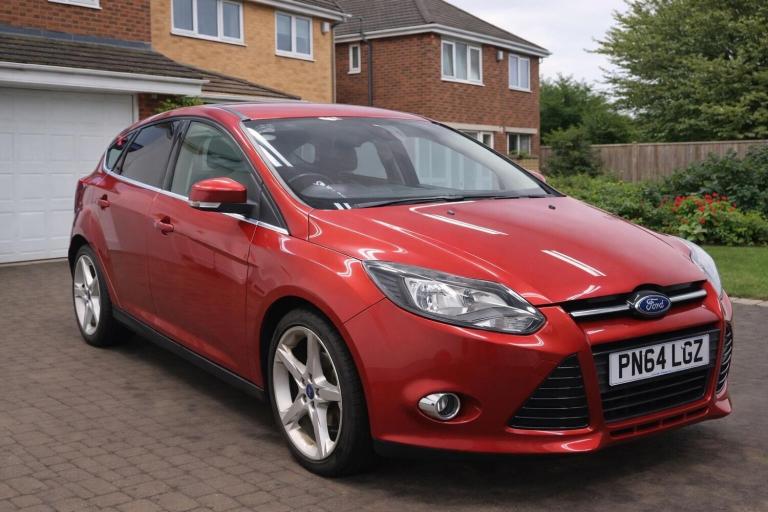 2014 Ford Focus 1.0 125 EcoBoost Titanium Navigator 5dr HATCHBACK PETROL Manual