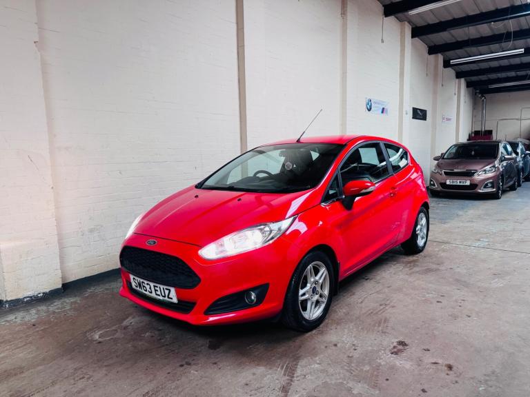 2013 Ford Fiesta 125 82 Zetec 3dr HATCHBACK Petrol Manual