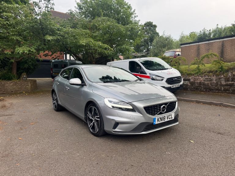 Volvo, V40, Hatchback, 2018, Semi-Auto, 1498 (cc), 5 doors