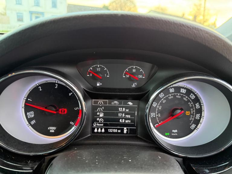 2016 Vauxhall Astra 1.6 CDTi 16V 136 SRi 5dr HATCHBACK Diesel Manual