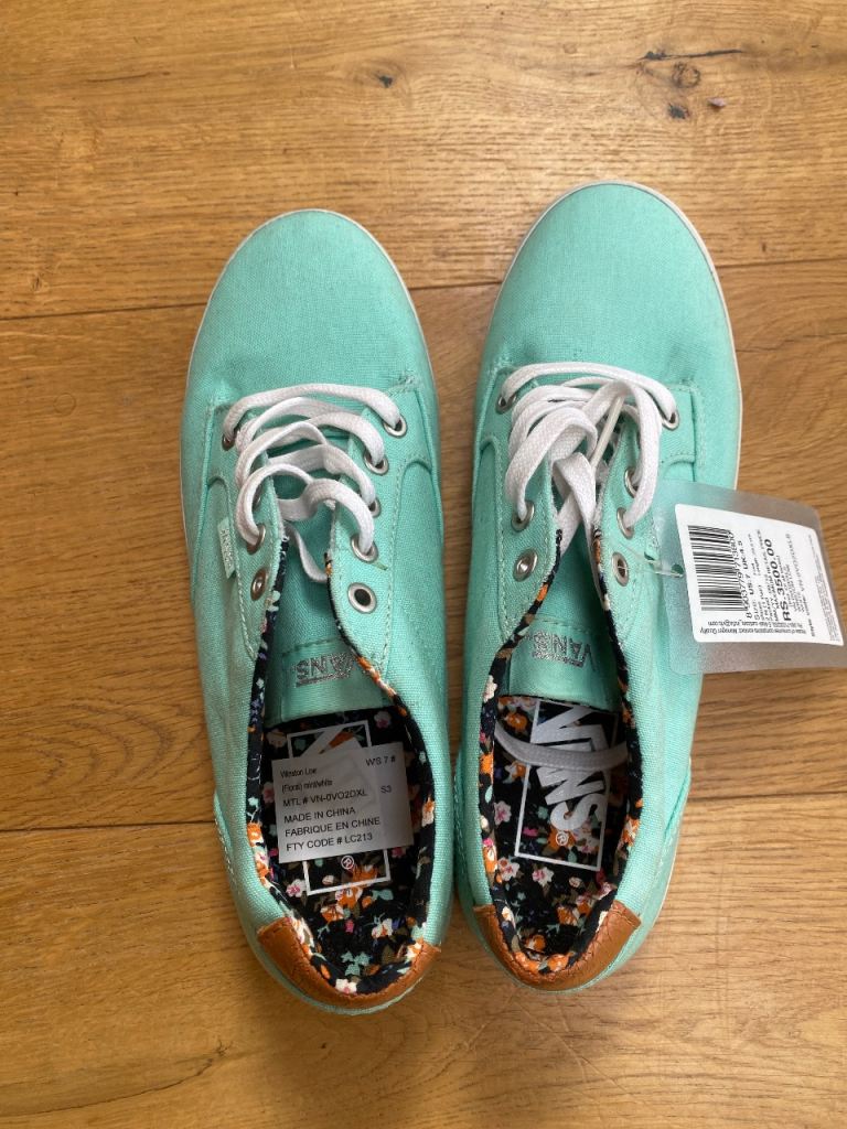 Vans Winston low lace up shoes UK 4.5 