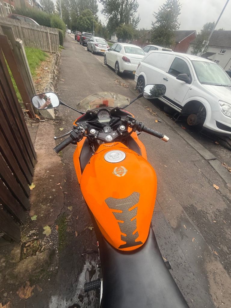 Honda, CBR125R 2015 (125cc)