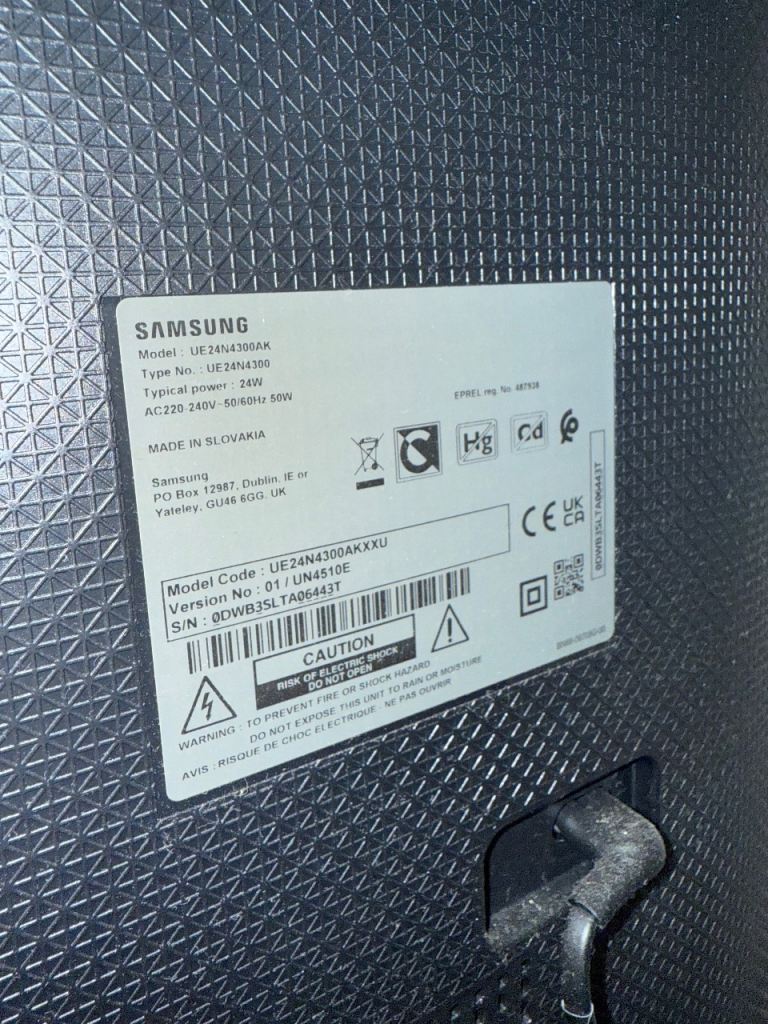 Samsung  smart Tv 24”