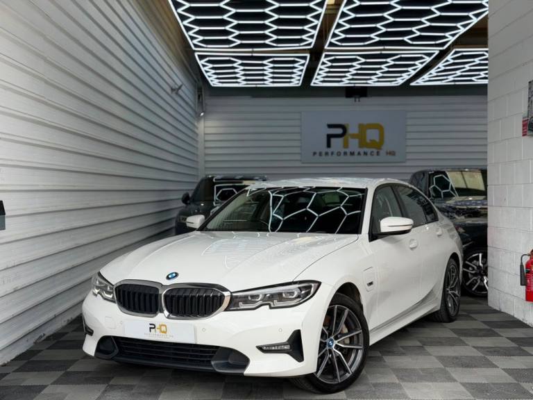2022 BMW 3 Series 2.0 330e 12kWh Sport Pro Saloon 4dr Petrol Plug-in Hybrid Auto Euro 6 (s/s) Sal...