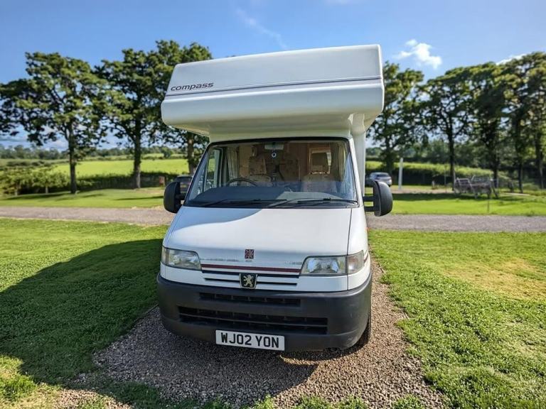 2002 Compass Avantgarde 100
