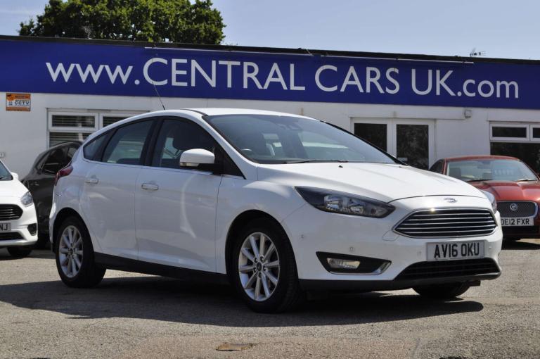 2016 Ford Focus 1.0 EcoBoost Titanium 5dr HATCHBACK PETROL Manual