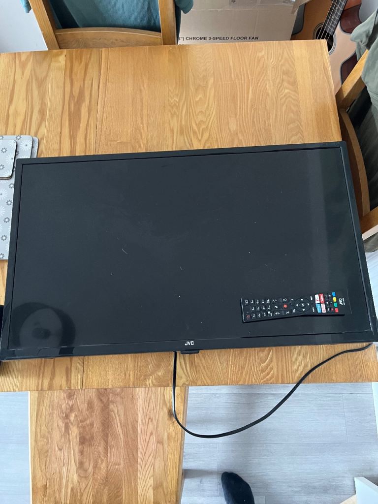 32 inch JVC Black TV with Remote – Good Condition