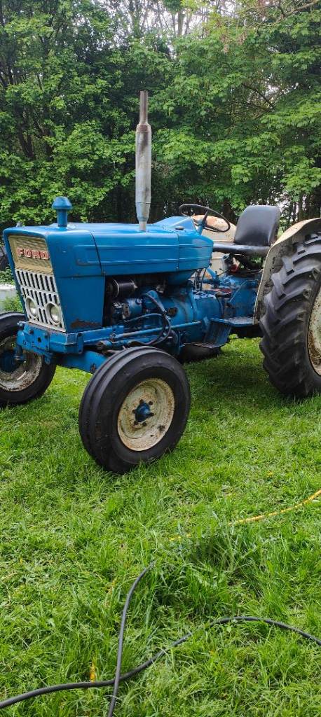 Ford 4000