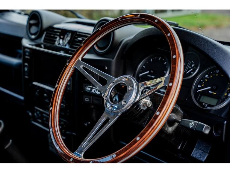 2014 Land Rover Defender XS Station Wagon TDCi [2.2] WINDOW VAN DIESEL Manual