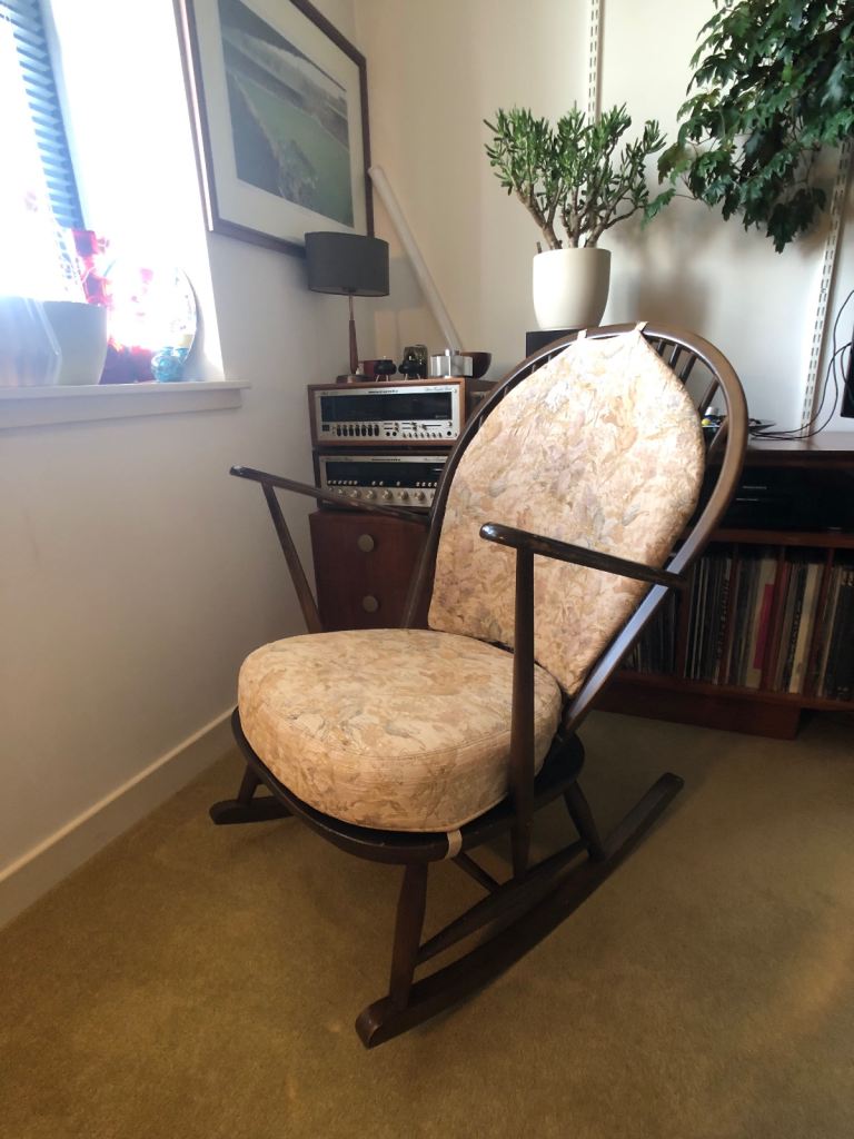 Ercol Grandfather Windsor rocking chair model 315 with original cushions mid 20th century vintage