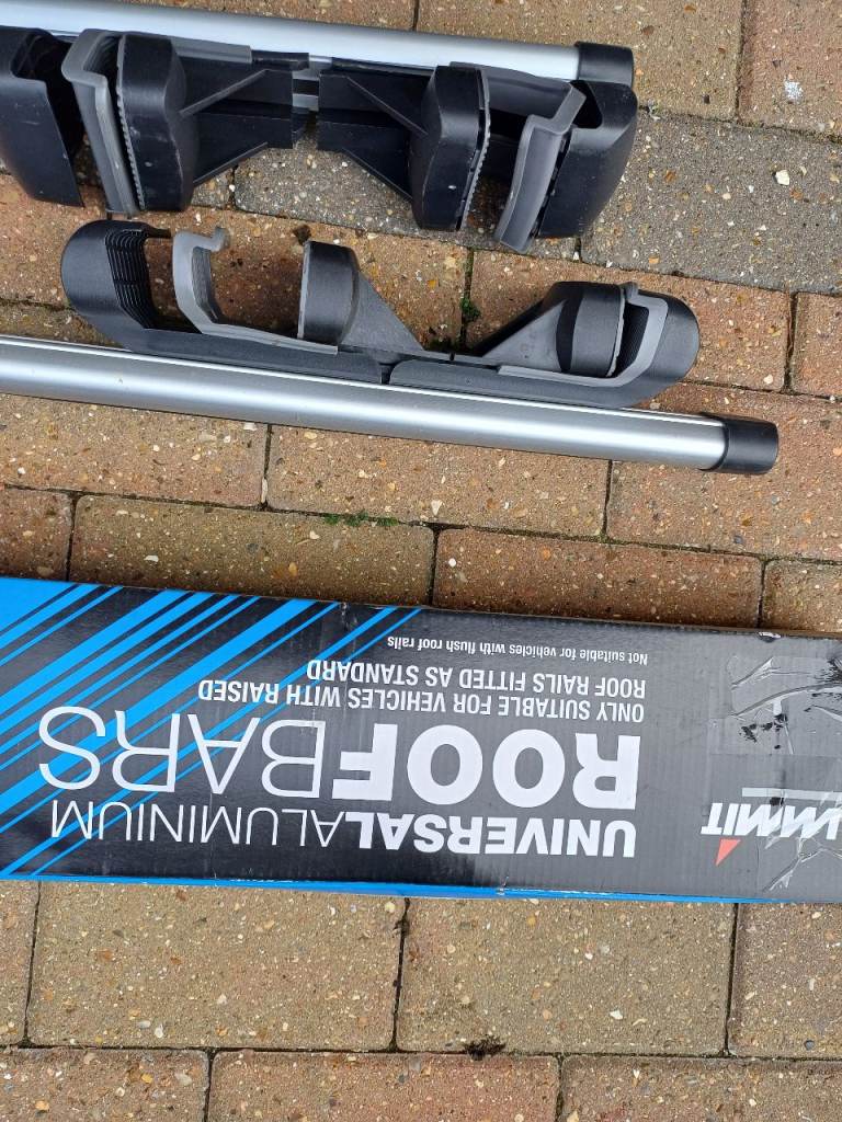 Summit lockable Roof Bars for FORD KUGA 2018
