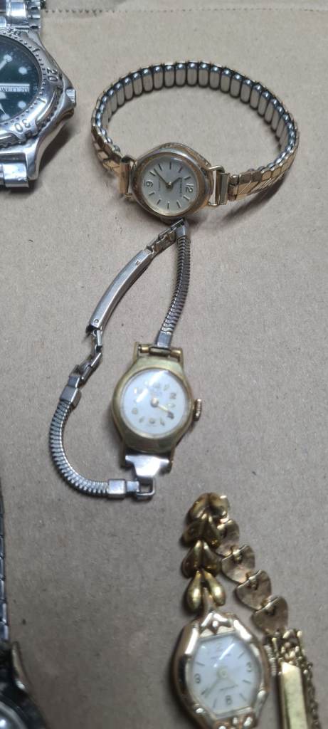 Job lot of vintage wristwatches & pocket watch Mechanical & quarts