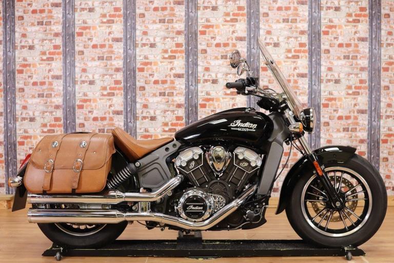 2016 INDIAN SCOUT - 11,274 MILES - INDIAN STAGE 1 EXHAUST, PANNIERS AND SCREEN